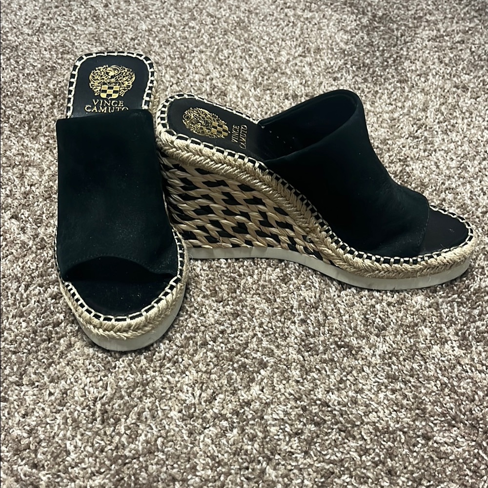 Vince Camuto Black Wedge Sandals size 7.5
